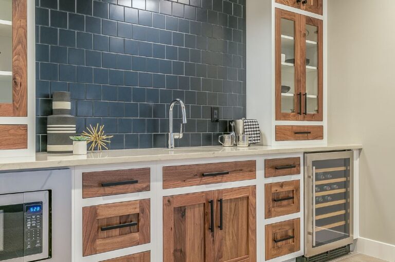 Tile Backsplashes - Flooring Source