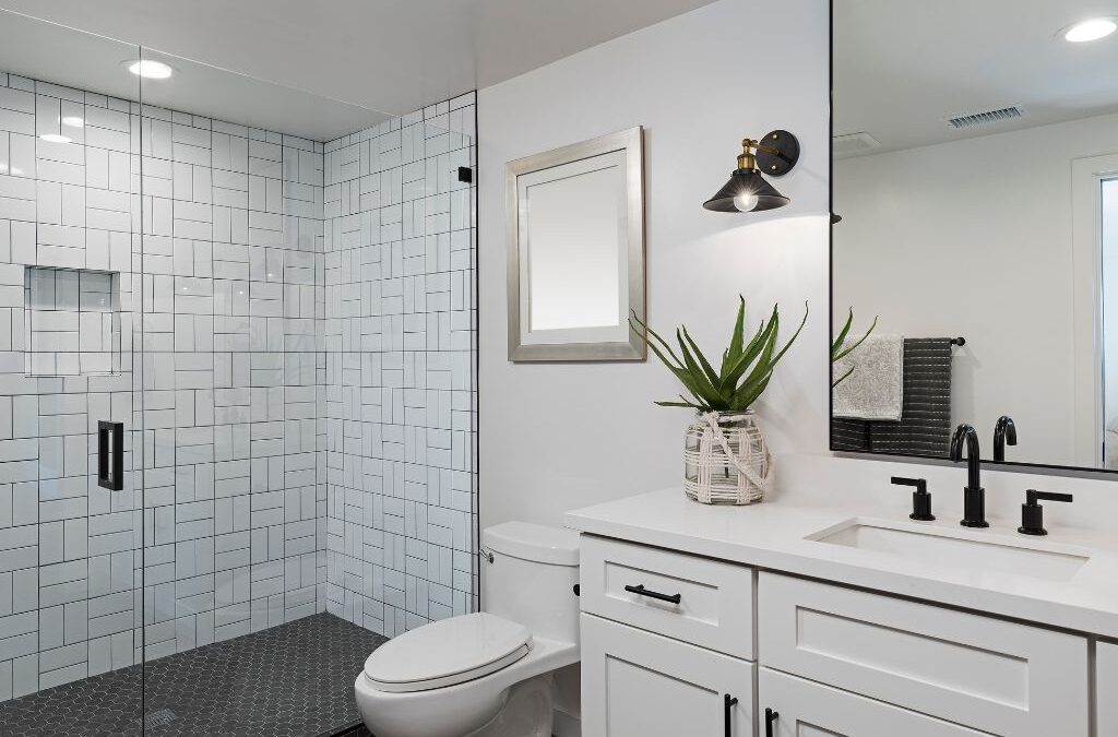 How to Maximize Space in a Small Flower Mound Bathroom Remodeling Project – Flooring Source